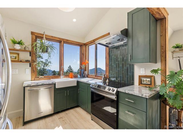 11682 Beauty Ln, Golden, CO 80403