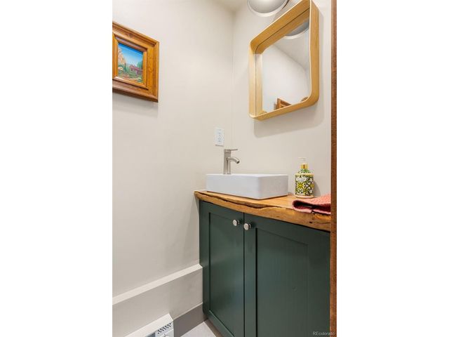 11682 Beauty Ln, Golden, CO 80403