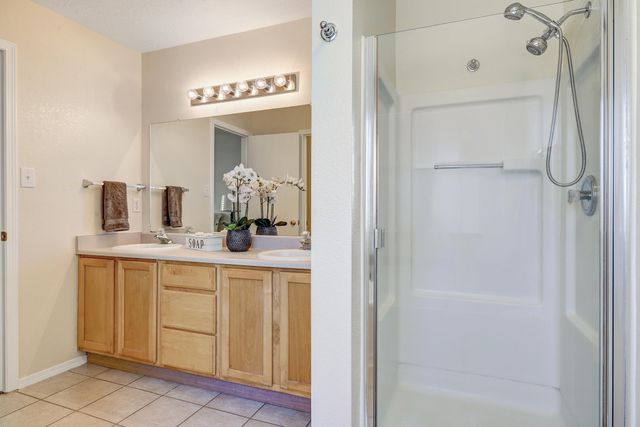 427 De Soto Street SE, Albuquerque, NM 87123