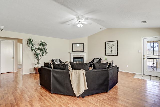 427 De Soto Street SE, Albuquerque, NM 87123