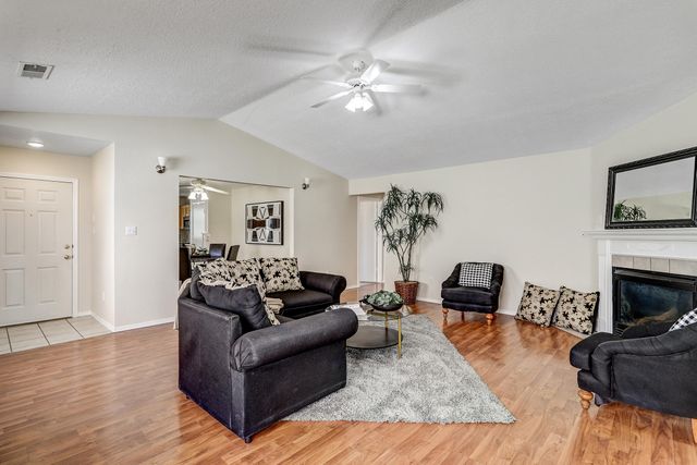 427 De Soto Street SE, Albuquerque, NM 87123