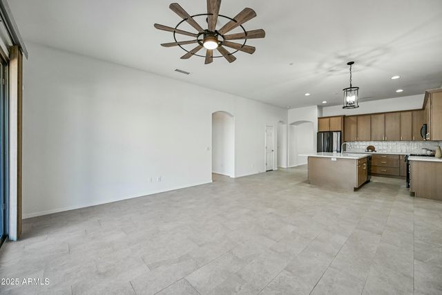 12568 W CHUCKS Avenue, Peoria, AZ 85383