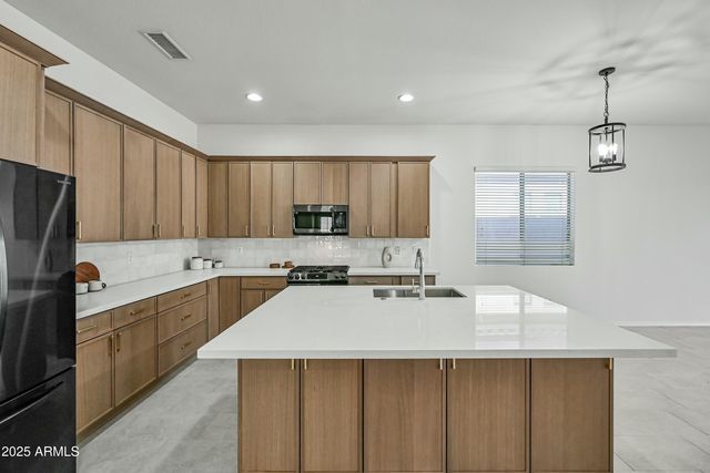 12568 W CHUCKS Avenue, Peoria, AZ 85383