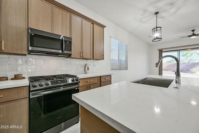 12568 W CHUCKS Avenue, Peoria, AZ 85383