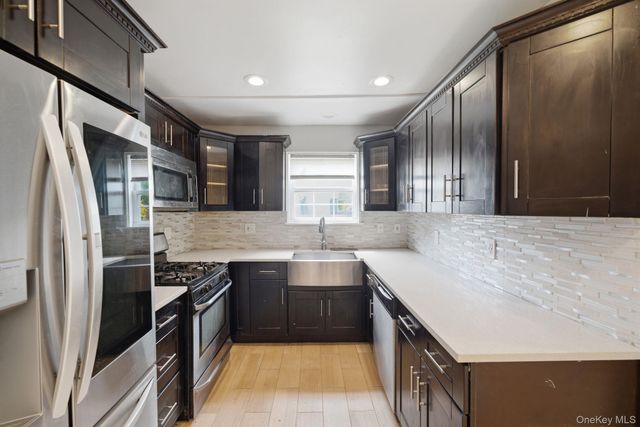 22 Walnut Street, Central Islip, NY 11722