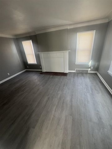 10713 Beaconsfield Street, Detroit, MI 48224