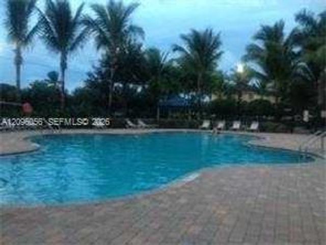 2779 S Evergreen Circle, Boynton Beach, FL 33426