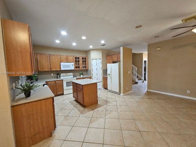 2779 S Evergreen Circle, Boynton Beach, FL 33426