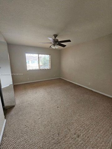 2779 S Evergreen Circle, Boynton Beach, FL 33426