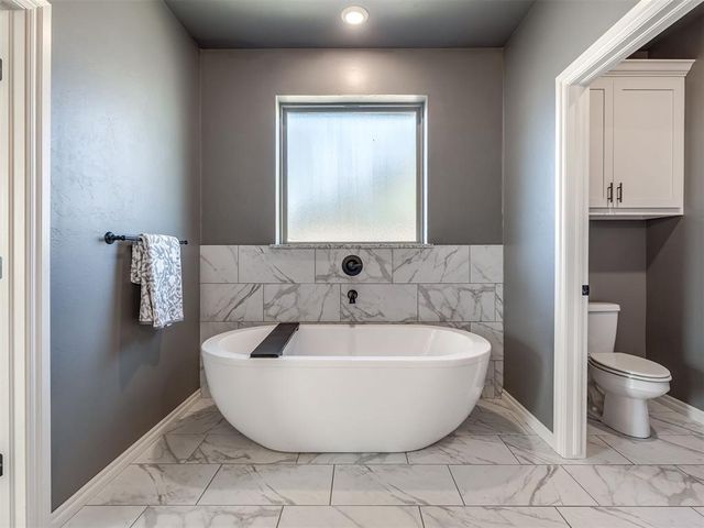 4844 Constitution Lane, Tuttle, OK 73089