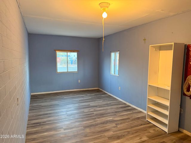 4008 W Nancy Lane, Phoenix, AZ 85041