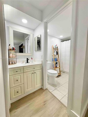 13187 SW 9th Ln, Miami, FL 33184