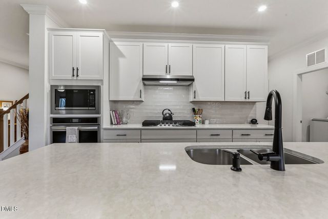 518 Serenity Walk Parkway, Fuquay Varina, NC 27526
