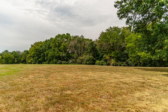 1311 Deer Run, Gallatin, TN 37066
