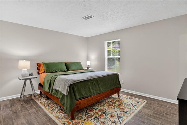 4763 White Oak Path, Stone Mountain, GA 30088