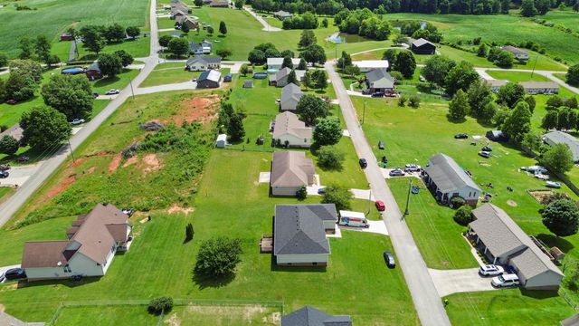 216 Surrey Way, Science Hill, KY 42553