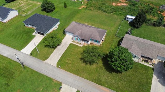 216 Surrey Way, Science Hill, KY 42553