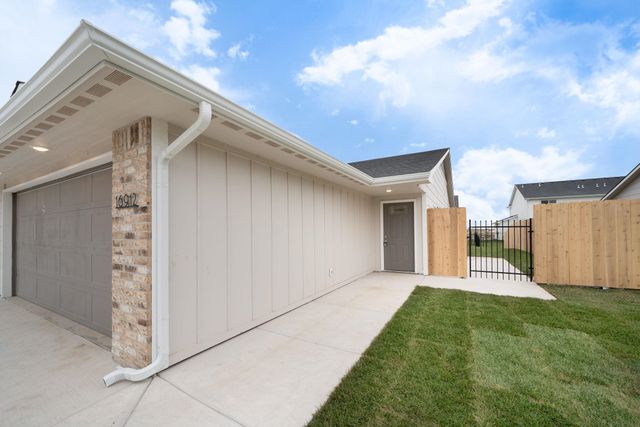 16802 W Lawson, Goddard, KS 67052