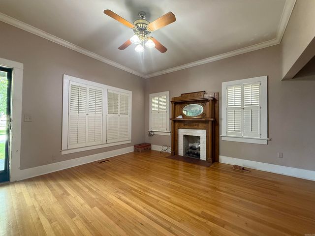 1108 N Izard St, Forrest City, AR 72335