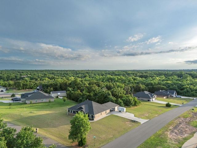 10301 Dove Crossing Road, Newalla, OK 74857