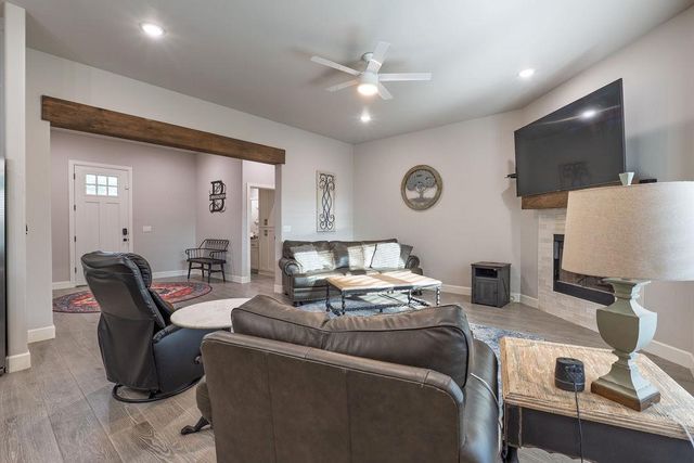 10301 Dove Crossing Road, Newalla, OK 74857