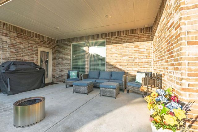 10301 Dove Crossing Road, Newalla, OK 74857