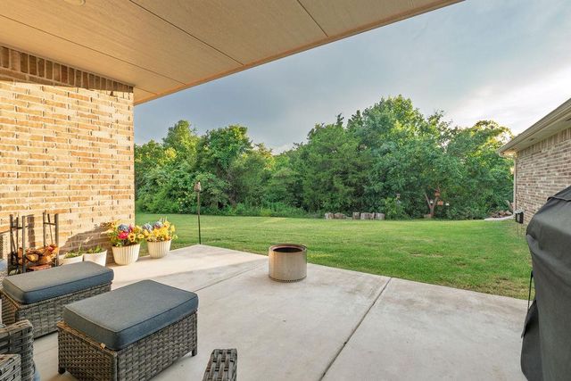 10301 Dove Crossing Road, Newalla, OK 74857