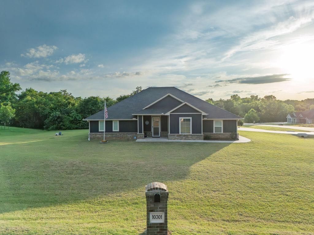 10301 Dove Crossing Road, Newalla, OK 74857