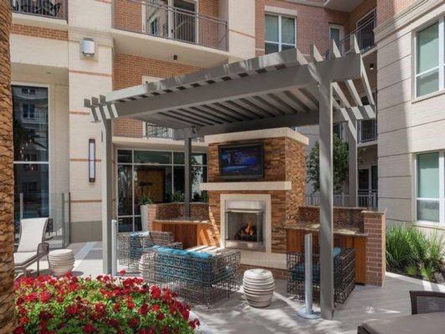 2724 Kipling Street 619, Houston, TX 77098