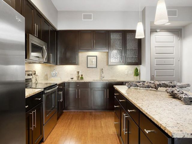 2724 Kipling Street 619, Houston, TX 77098