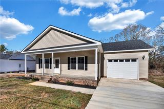 109 Simpson Street, Iva, SC 29655