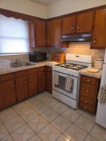 410 Harvard St, Piscataway Twp., NJ 08854