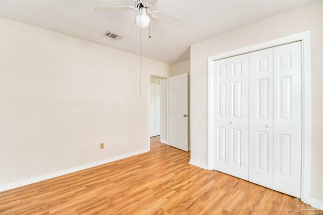 9013 Bluebay Ln, Pensacola, FL 32506