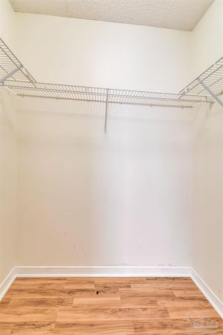 9013 Bluebay Ln, Pensacola, FL 32506