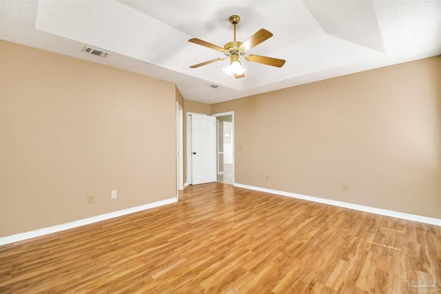 9013 Bluebay Ln, Pensacola, FL 32506