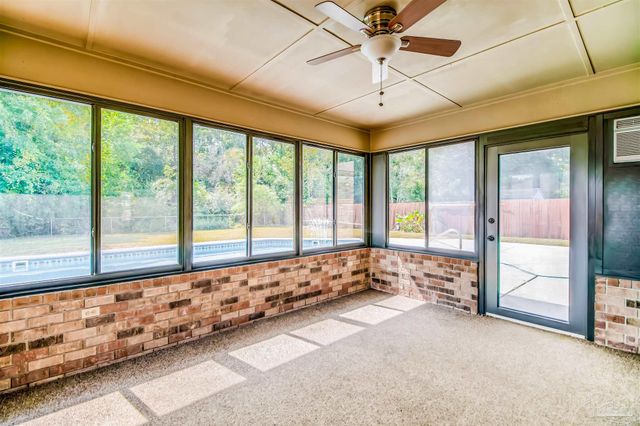 9013 Bluebay Ln, Pensacola, FL 32506