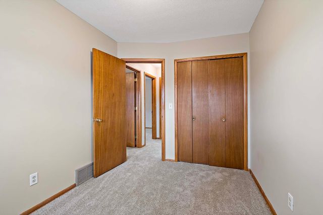 3231 Zane Avenue N, Crystal, MN 55422