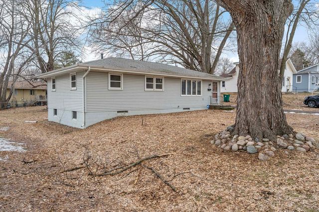 3231 Zane Avenue N, Crystal, MN 55422