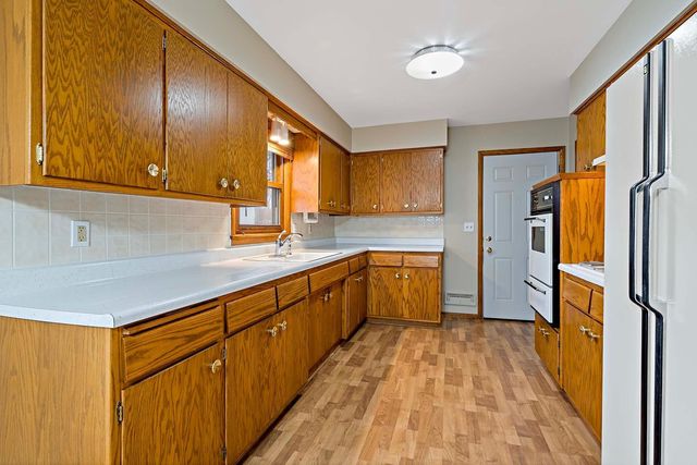 3231 Zane Avenue N, Crystal, MN 55422