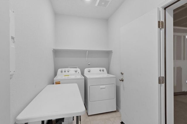 2449 Balcomie Road NE, Rio Rancho, NM 87144
