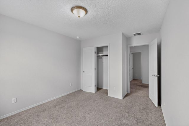 2449 Balcomie Road NE, Rio Rancho, NM 87144