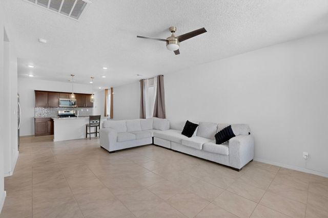 2449 Balcomie Road NE, Rio Rancho, NM 87144