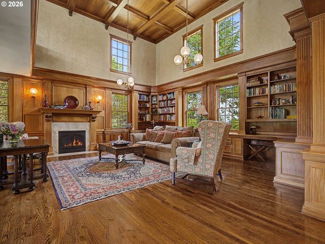 21077 Sw WYNDHAM HILL Ct, Tualatin, OR 97062