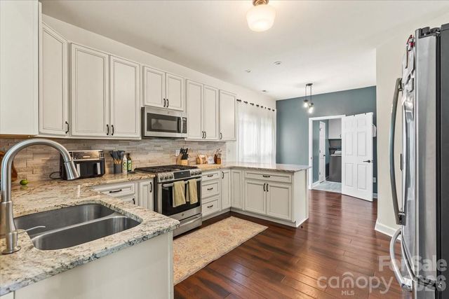 123 Southhaven Drive, Mooresville, NC 28117