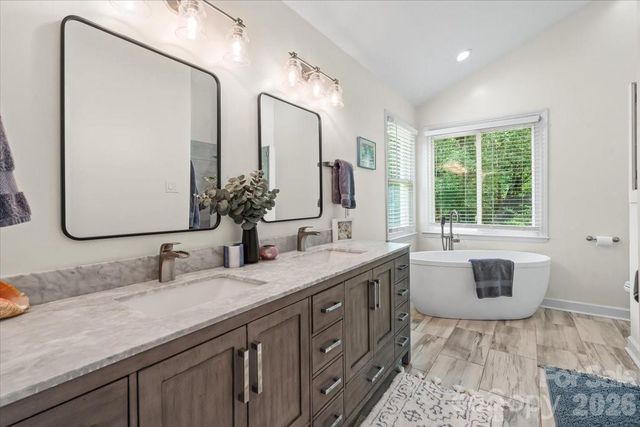 123 Southhaven Drive, Mooresville, NC 28117