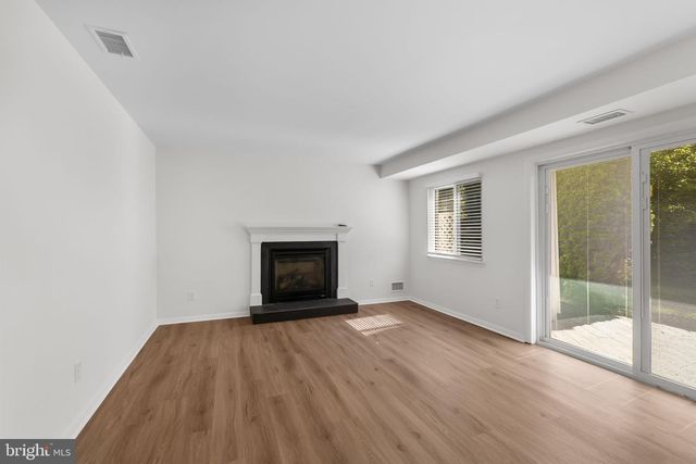 20154 WYNNFIELD DR, Germantown, MD 20874