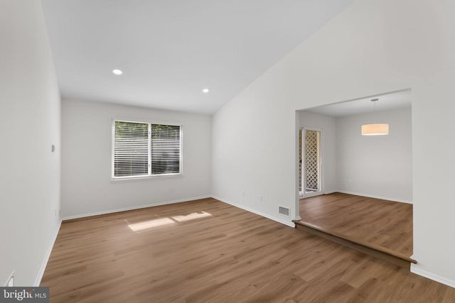20154 WYNNFIELD DR, Germantown, MD 20874