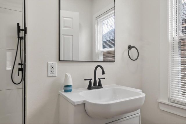 5479 N 53rd STREET, Milwaukee, WI 53218