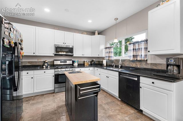 7225 Westerner Drive, Colorado Springs, CO 80922