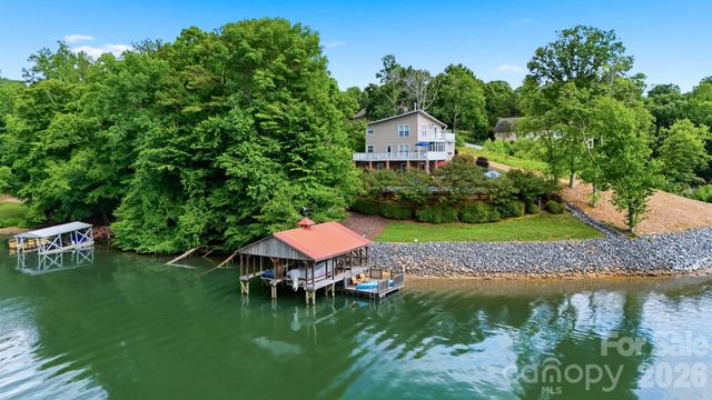140 Williams Cove Lane, Taylorsville, NC 28681